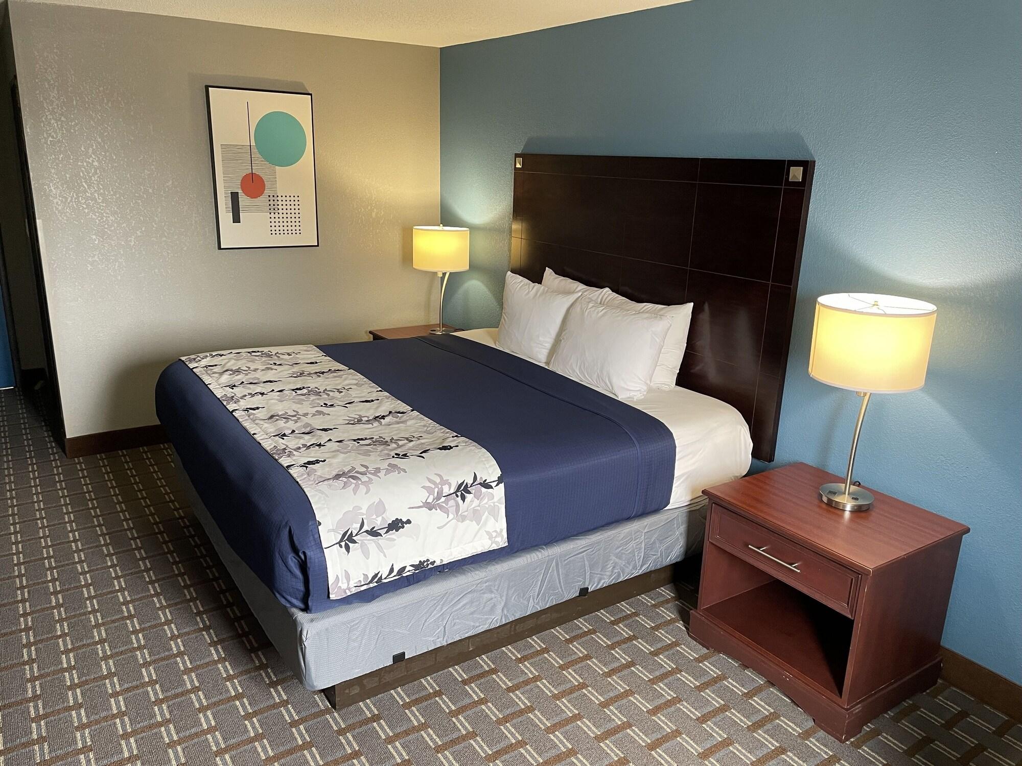 American Inn Cedar Rapids South エクステリア 写真